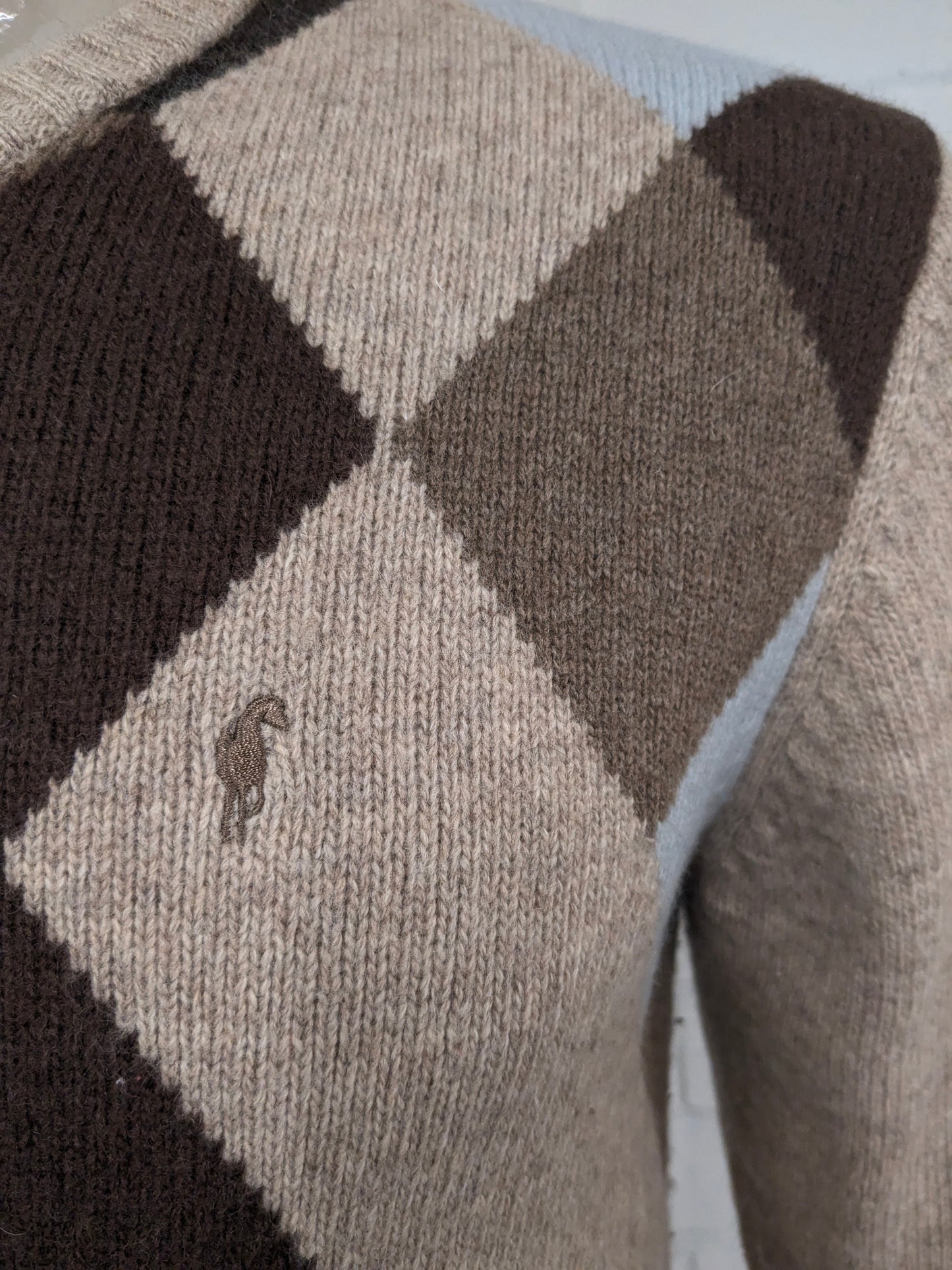 Signitore di lana da agricoltore vintage con scollo a V. Colorato blu marrone. Taglia M. 80% lana.