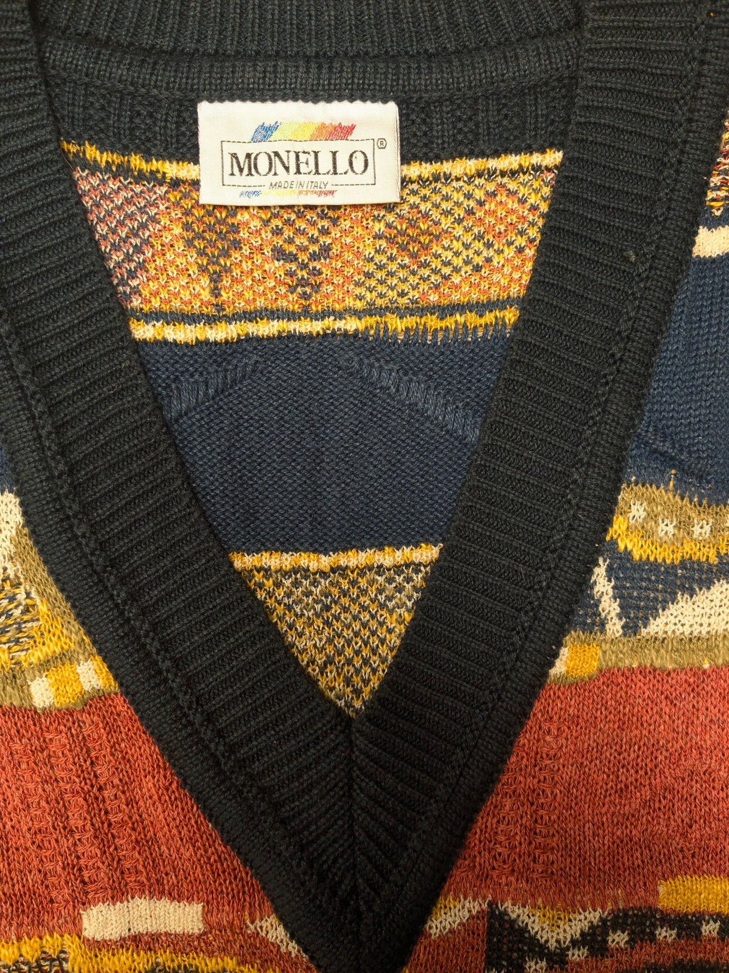 Vintage Monello Spencer with V-neck. Green blue yellow red colored. Size XL.