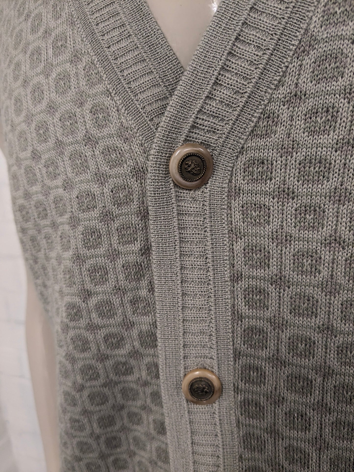 Vintage Wollen Bernardino gilet / spencer / vest met mooie knopen. Groen Lila motief. Maat M. 50% Wol.