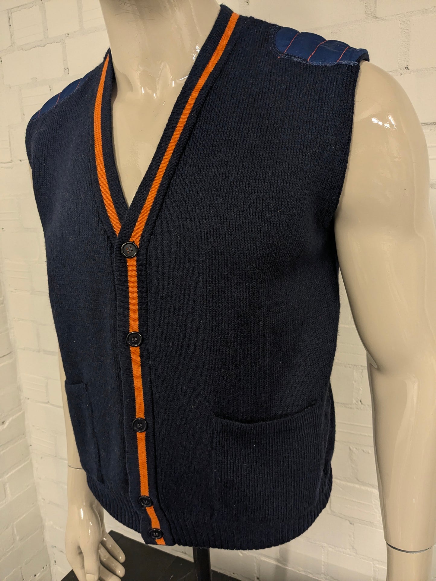Vintage spencer / gilet / vest. Blauw Oranje gekleurd. Maat M. 50% Wol.