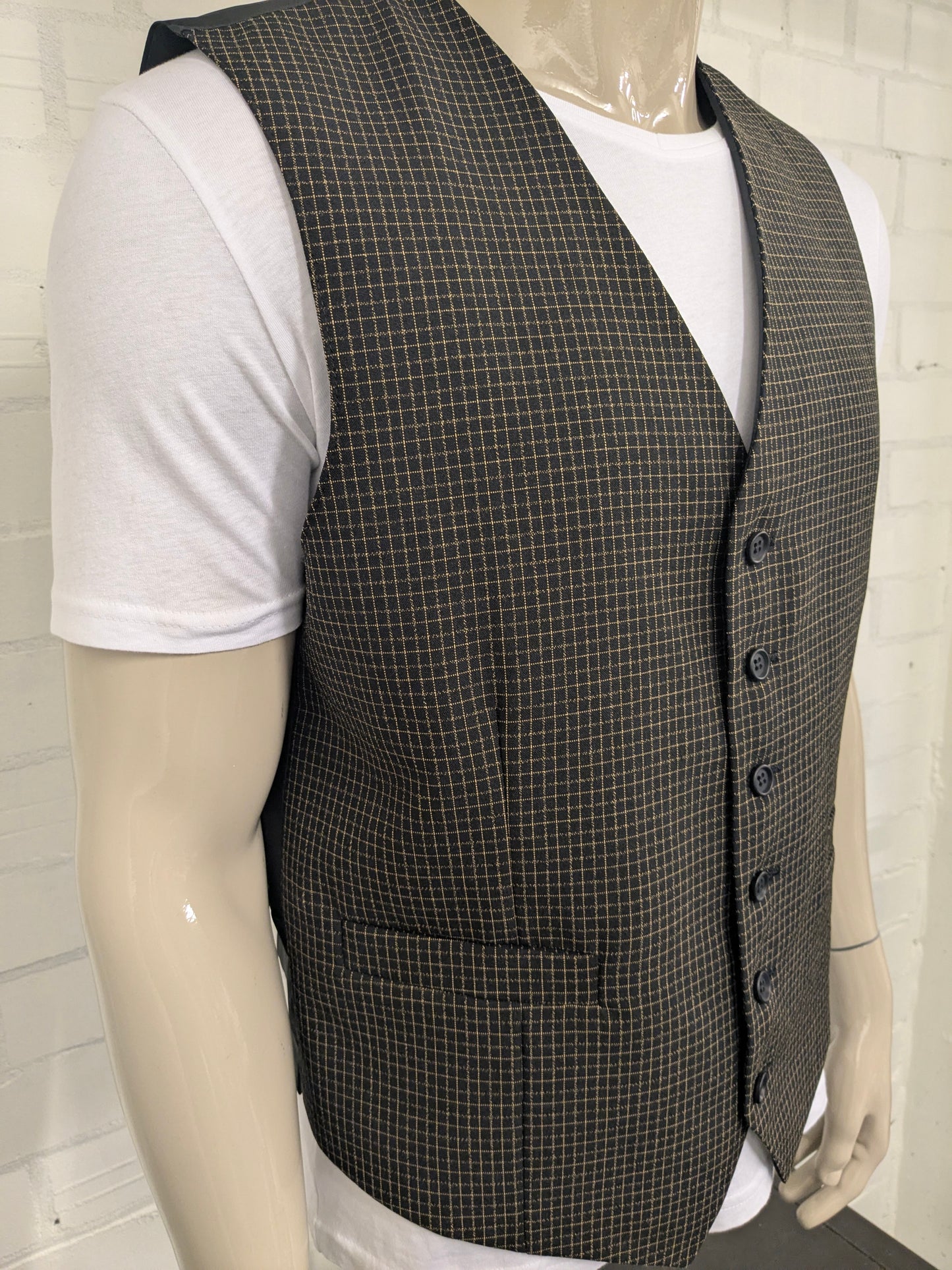 Gilet vintage. Brown Black vérifié. Taille L.