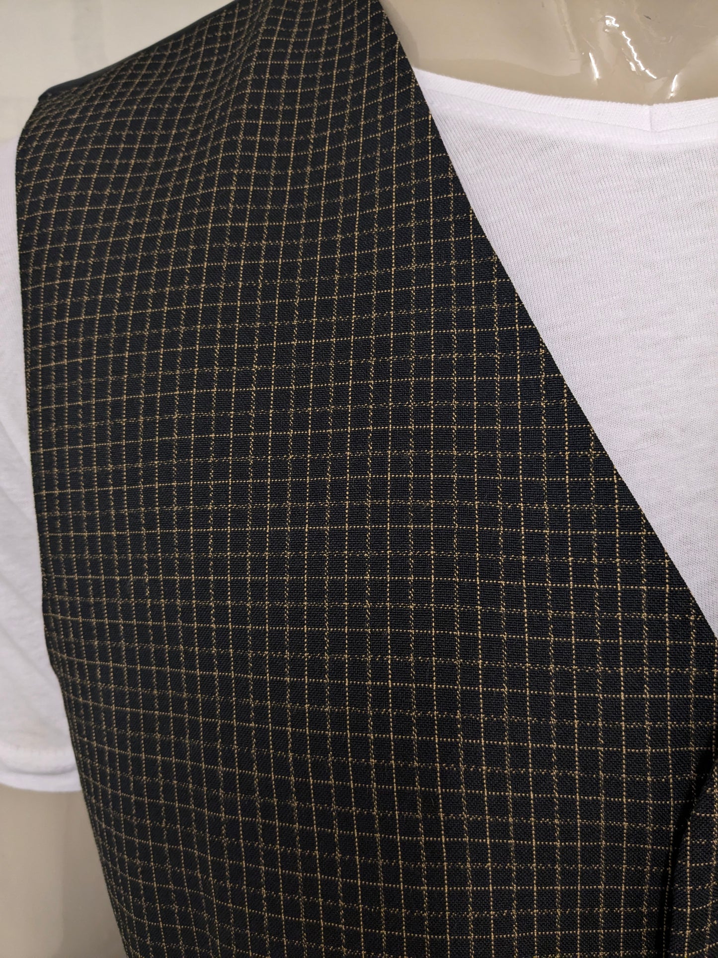 Gilet vintage. Brown Black vérifié. Taille L.