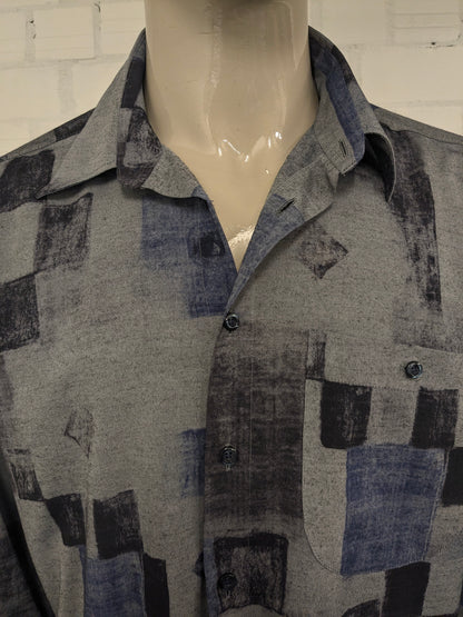 Vintage 80-90's club d'Amingo shirt. Gray blue black print. Size 2XL / XXL.