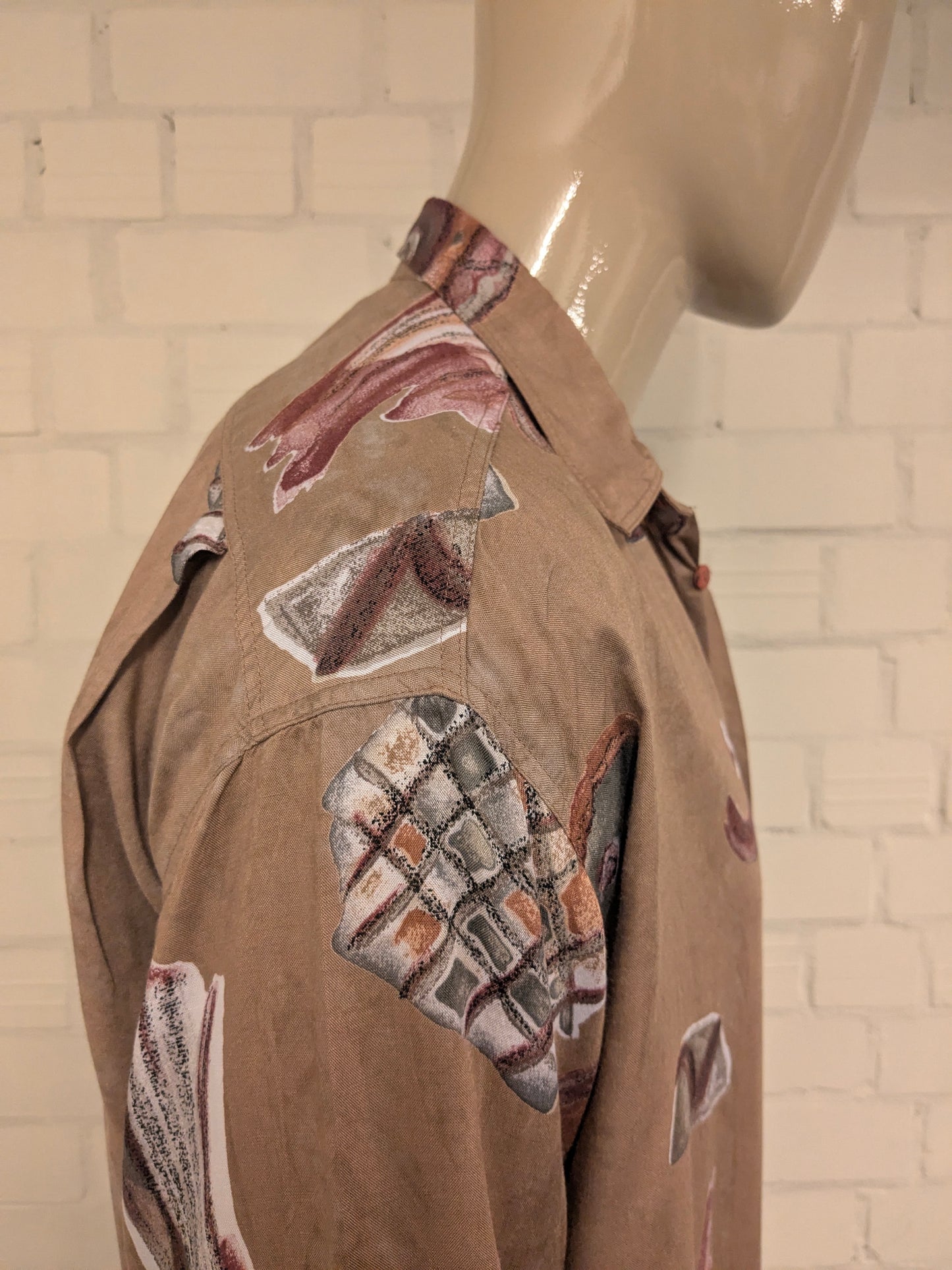 Vintage 80-90's Haupt overhemd .Bruin Grijs Rode print. Maat 2XL / XXL.