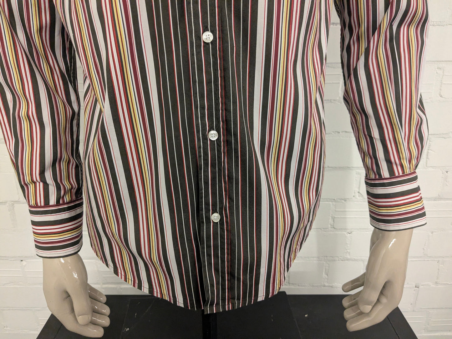 Mexx -Shirt. Rotbraunes Gelb Streifen -Vintage -Motiv. Größe L.