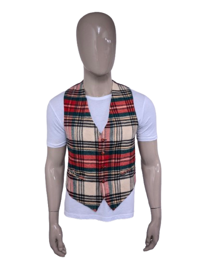 Vintage Clochard gilet. Geel Rood Groen geruit met mooie knopen. Maat M.