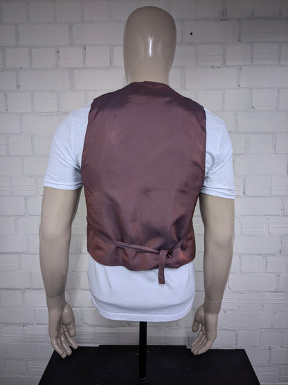 Vintage Clochard gilet. Geel Rood Groen geruit met mooie knopen. Maat M.