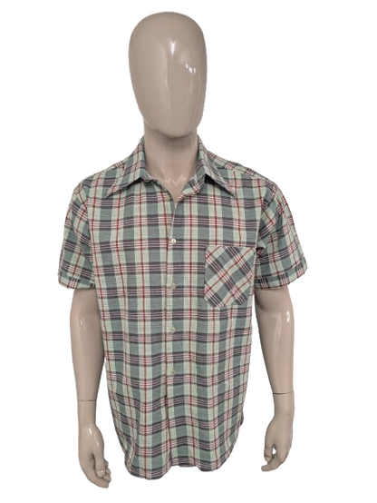 Vintage 70's shirt short sleeve with point collar. Green rose white black checked. Size XL.