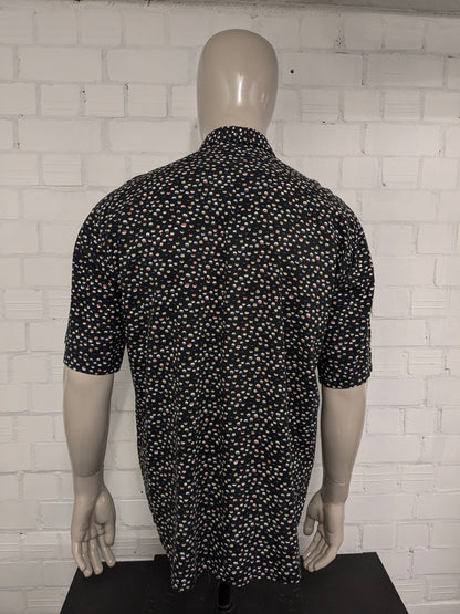 Camisa Dornbusch manga corta. Impresión de color negro. Tamaño xl.