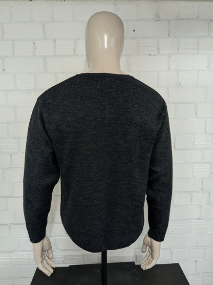 Magione di lana l'Onn vintage con scollo a V. Stampa argyle bianca grigia. Taglia XL. Lana al 100%.