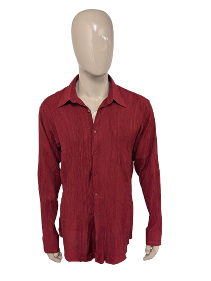 Vintage M.H. Paris shirt with wrinkle effect. Red colored. Size L.