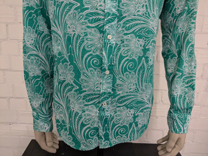 Ganesh shirt. Green white print. Size XL. Slim fit.