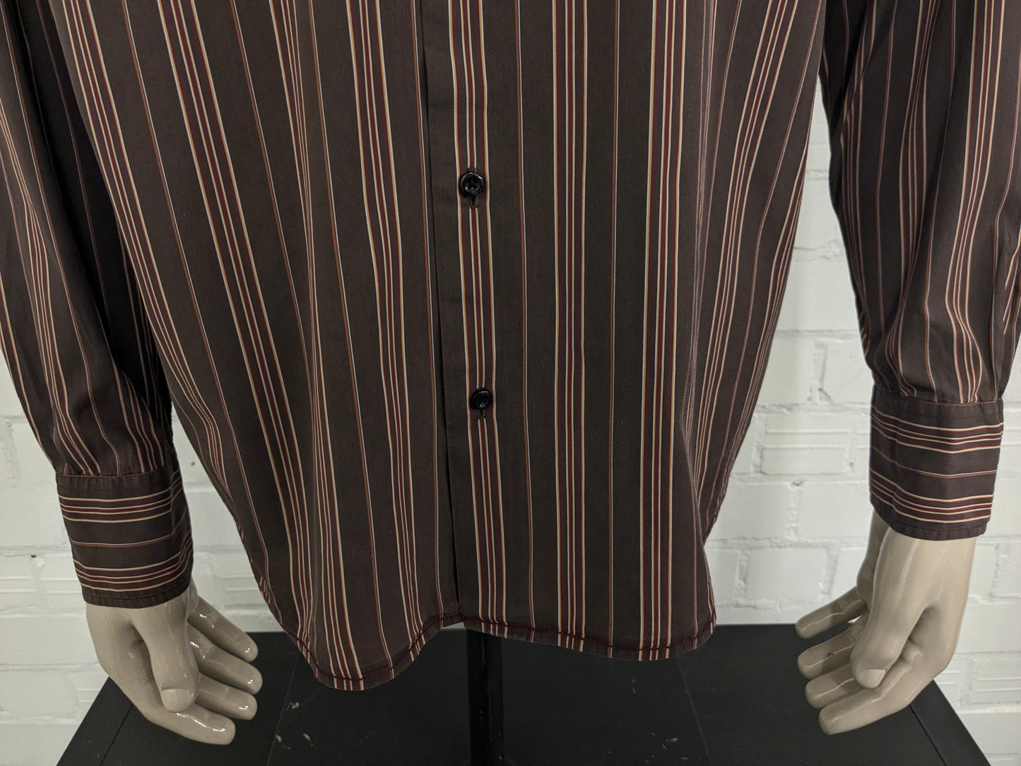 Tom Tailor shirt. Brown red striped. Size XL.