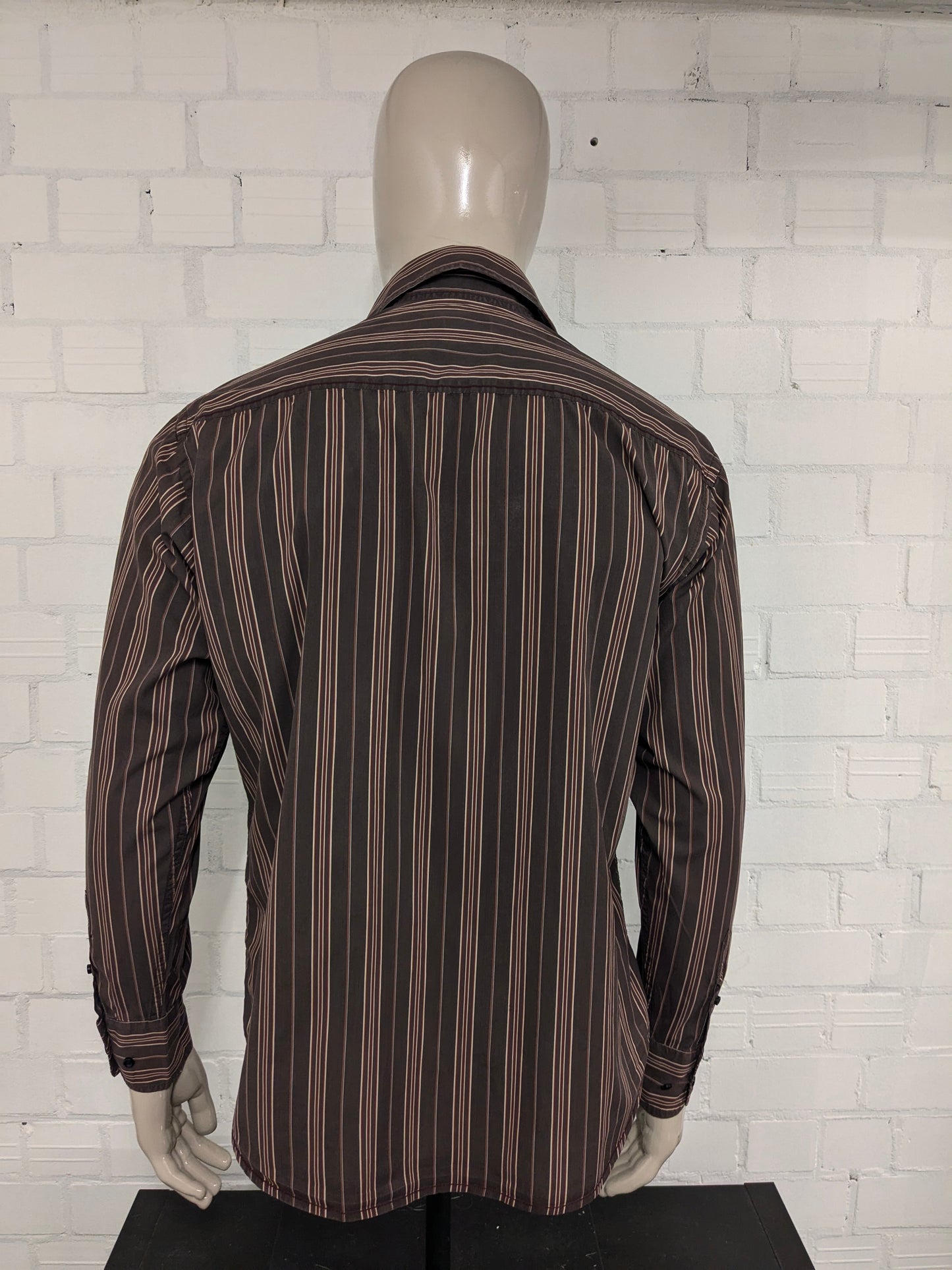 Tom Tailor shirt. Brown red striped. Size XL.