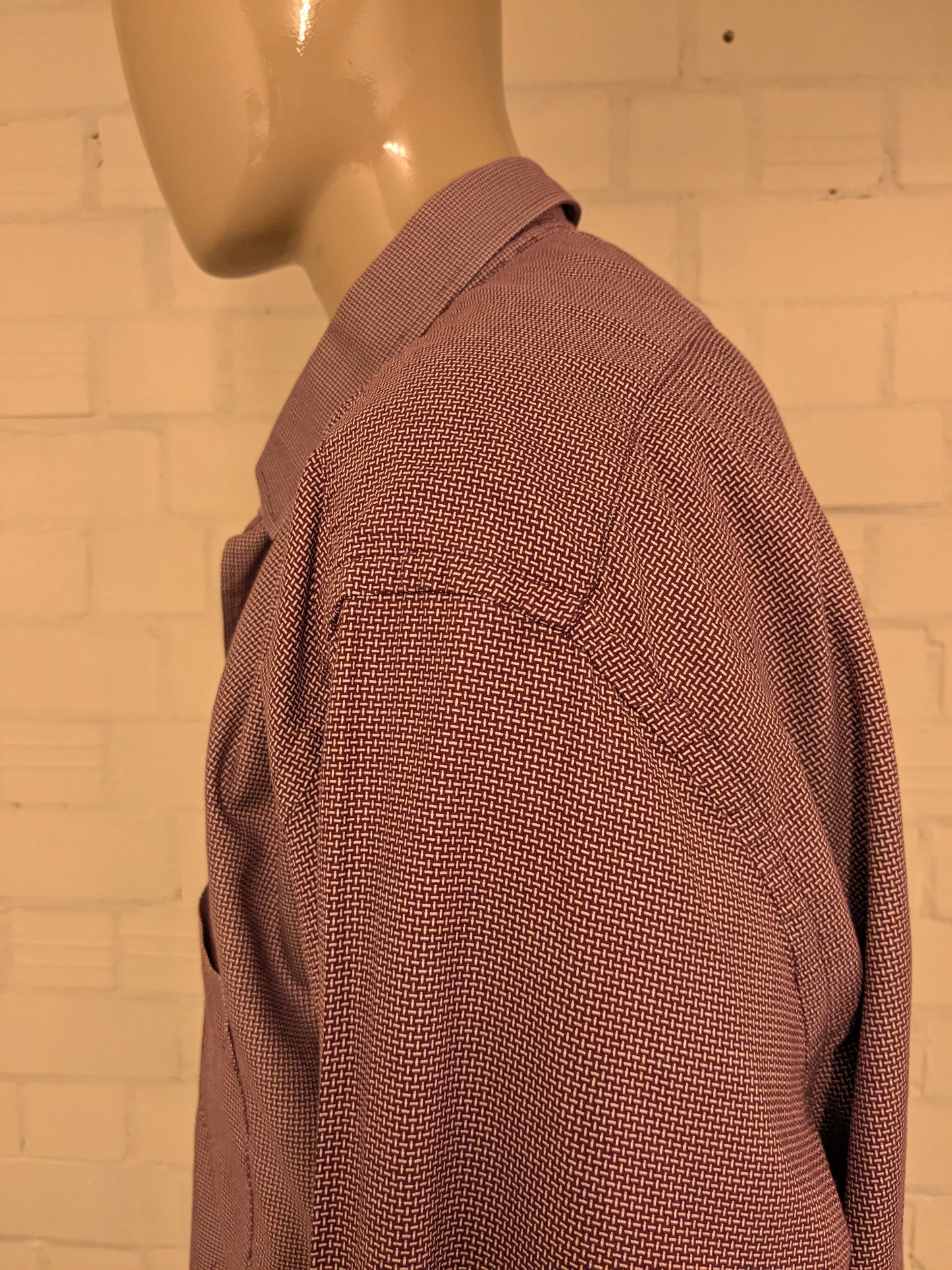 Chemise Giordano. Impression blanche violette. Taille 4xl / xxxxl. Ajustement régulier.