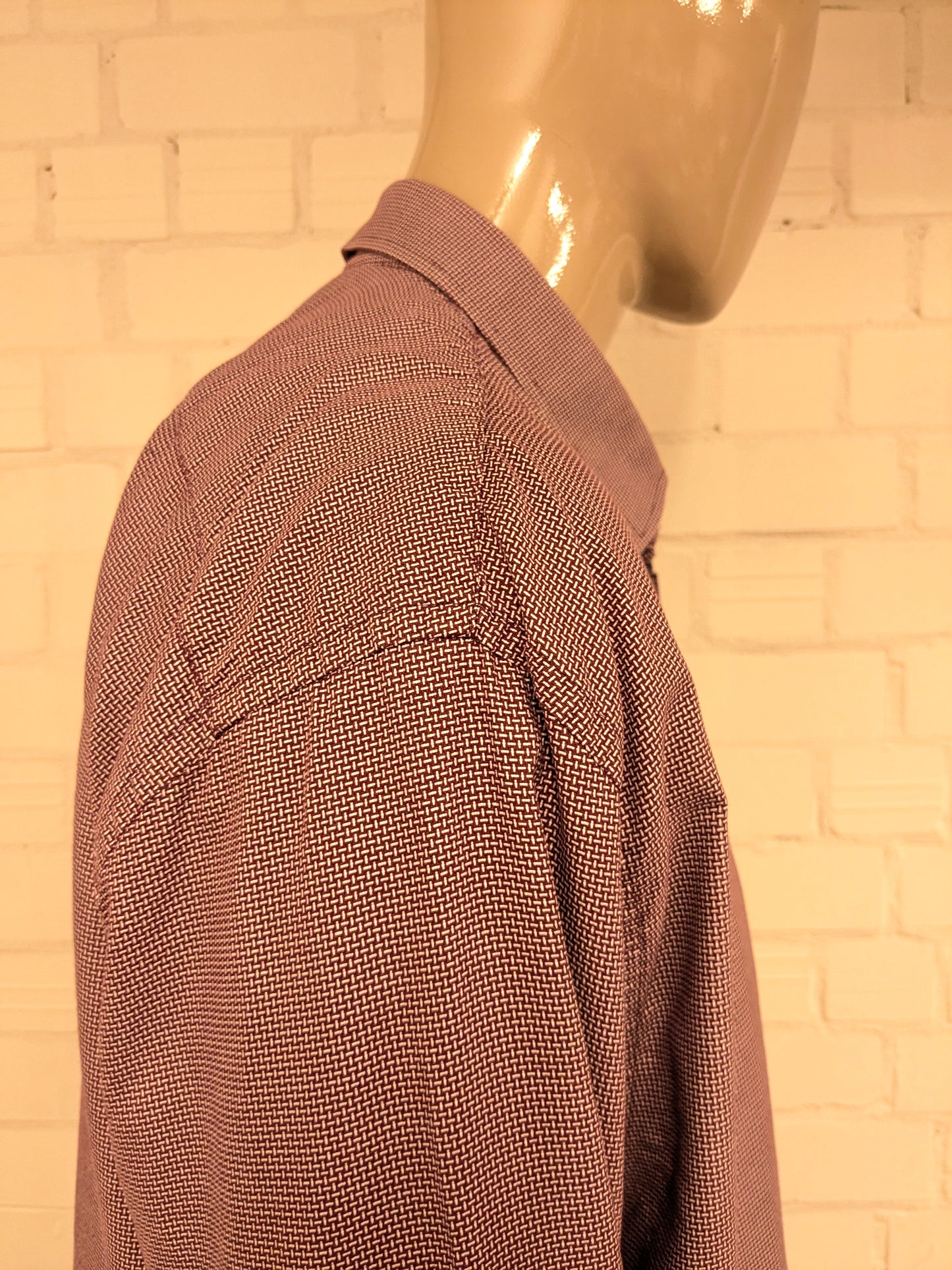 Chemise Giordano. Impression blanche violette. Taille 4xl / xxxxl. Ajustement régulier.