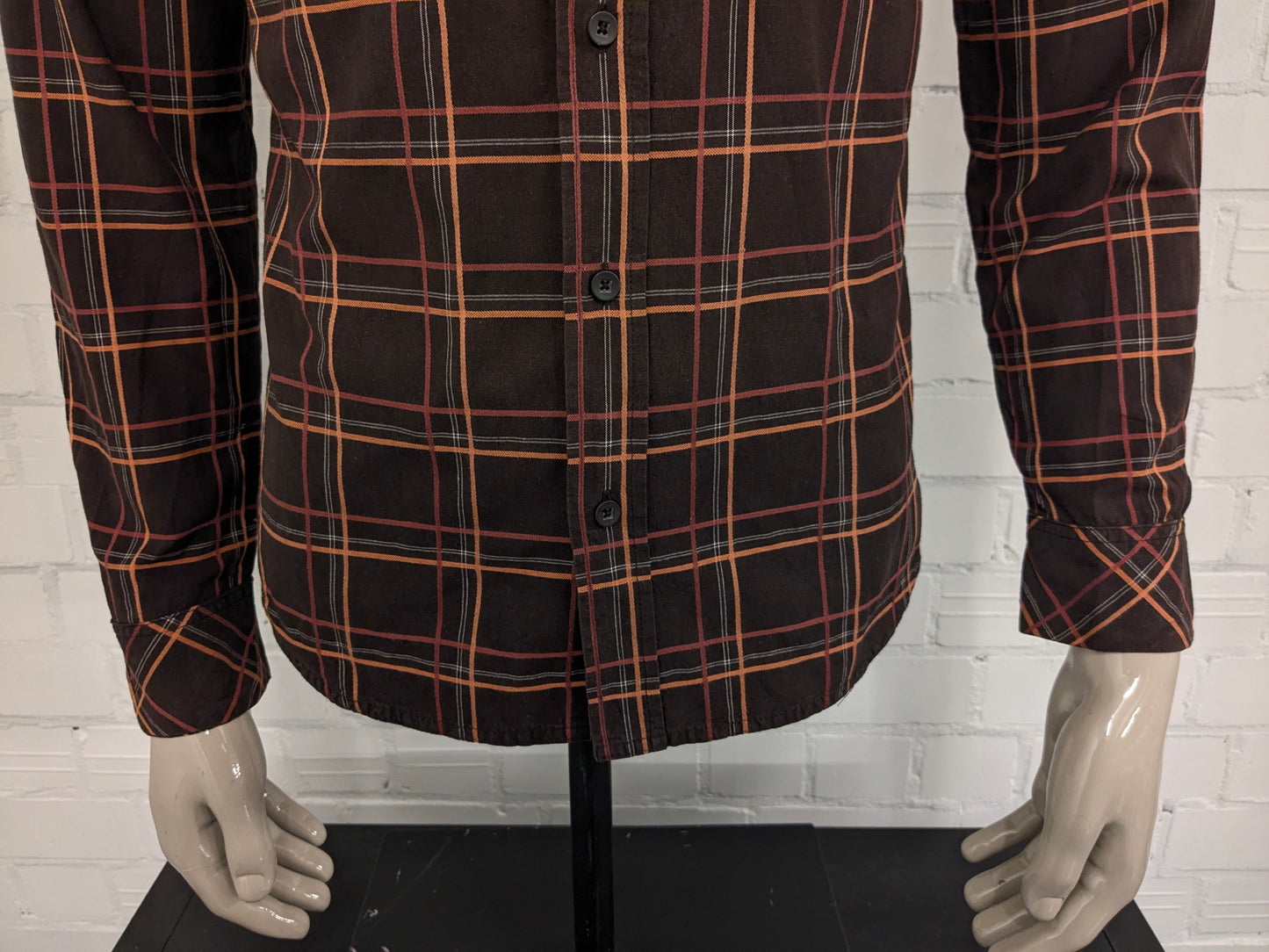 Camisa diesel. Red naranja marrón revisado. Tamaño M.