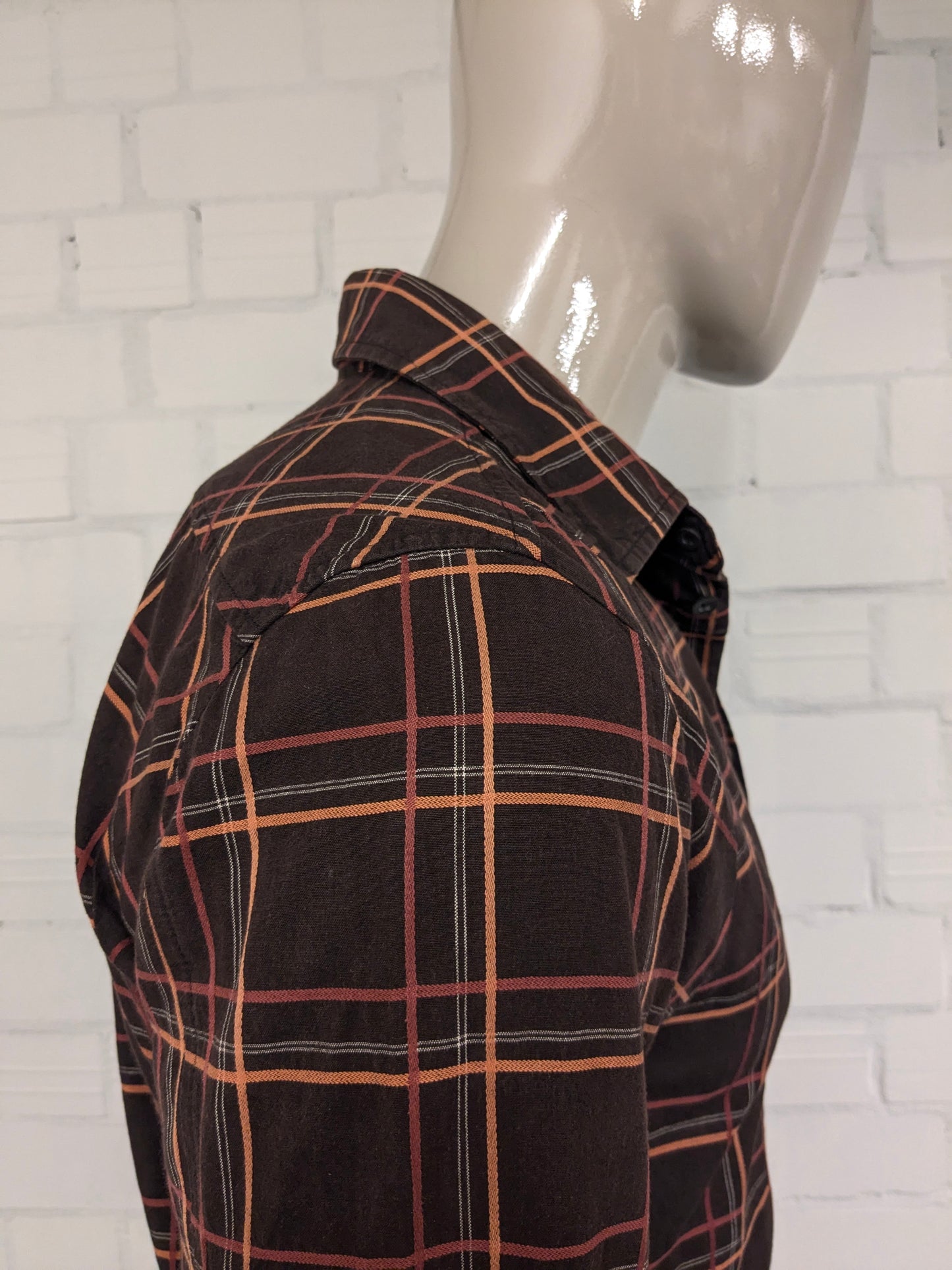 Camisa diesel. Red naranja marrón revisado. Tamaño M.