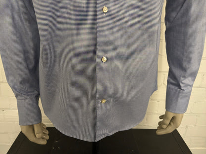 McGregor Distinction shirt. Blue white motif. Size L.