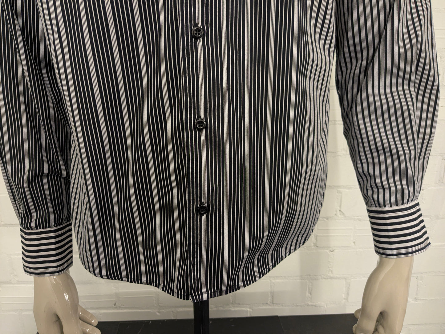 Vintage Angelo Litrico shirt. Black beige striped. Size L.