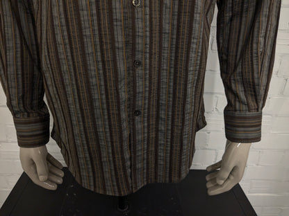 At company shirt. Gray brown black tangible striped motif. Size L.