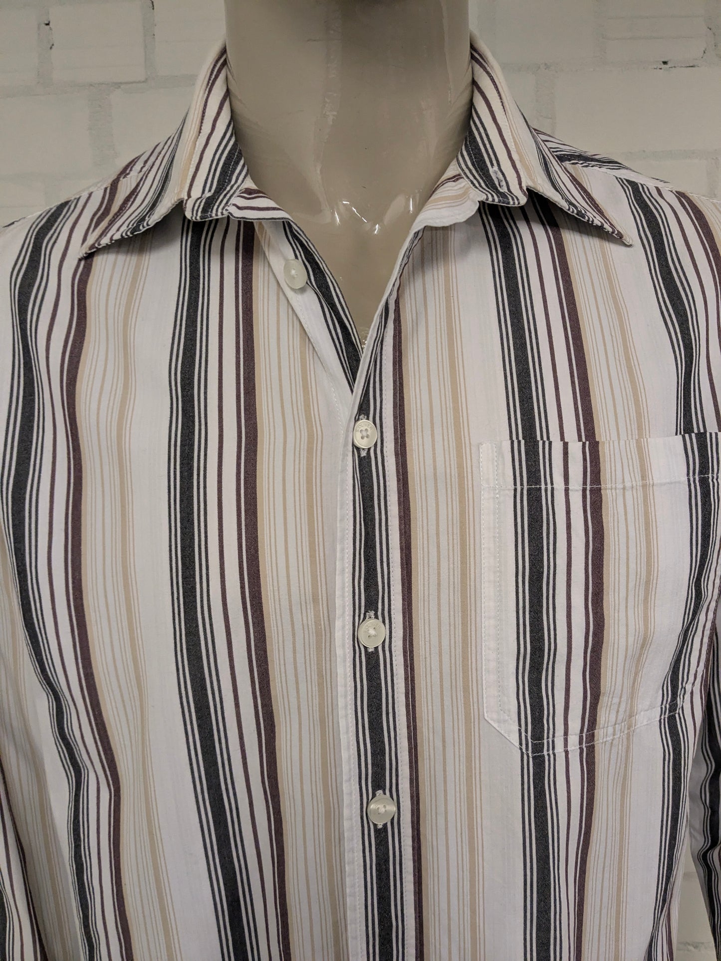s. Oliver shirt. White brown beige black striped. Size XL.
