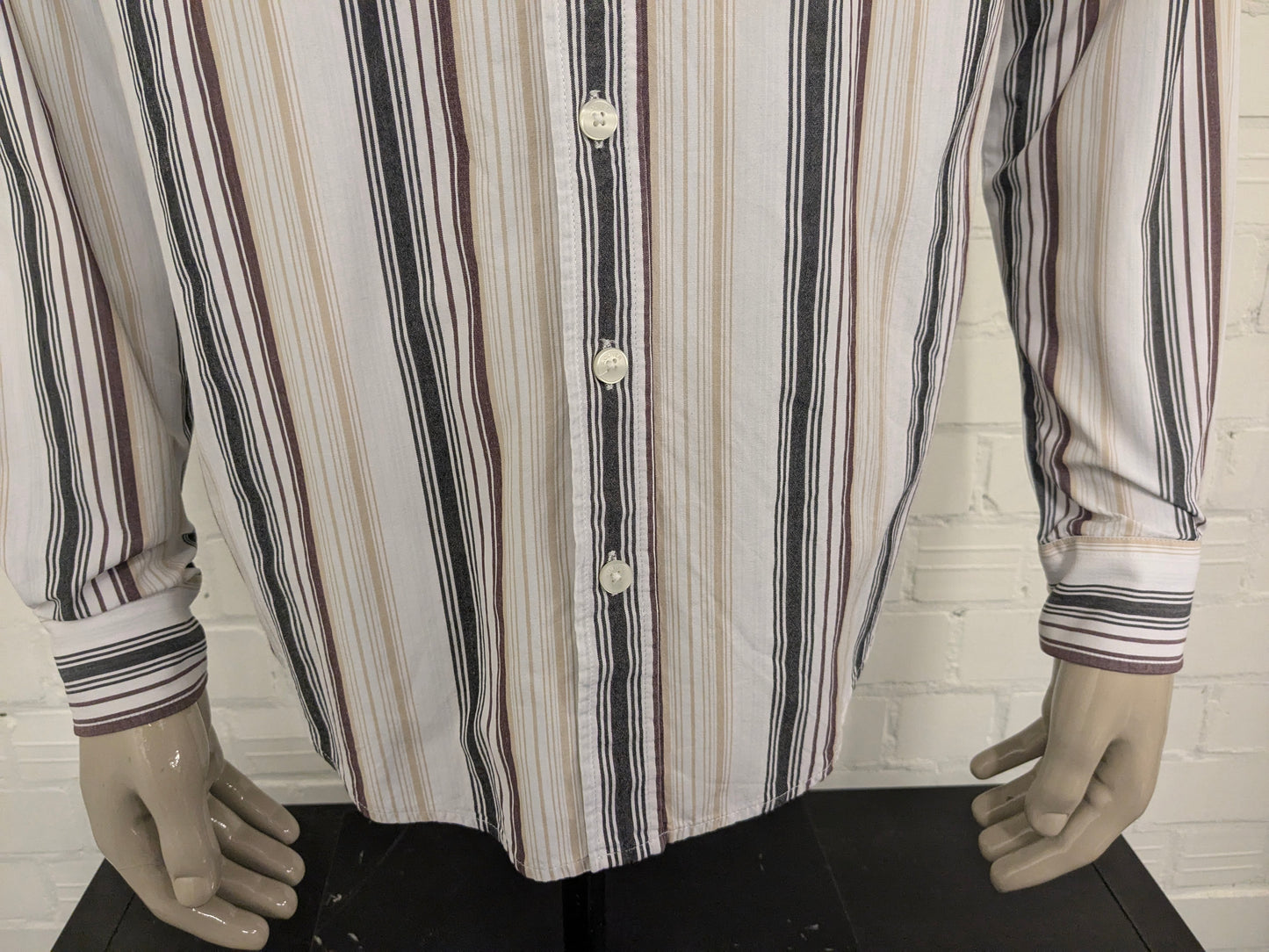s. Oliver shirt. White brown beige black striped. Size XL.