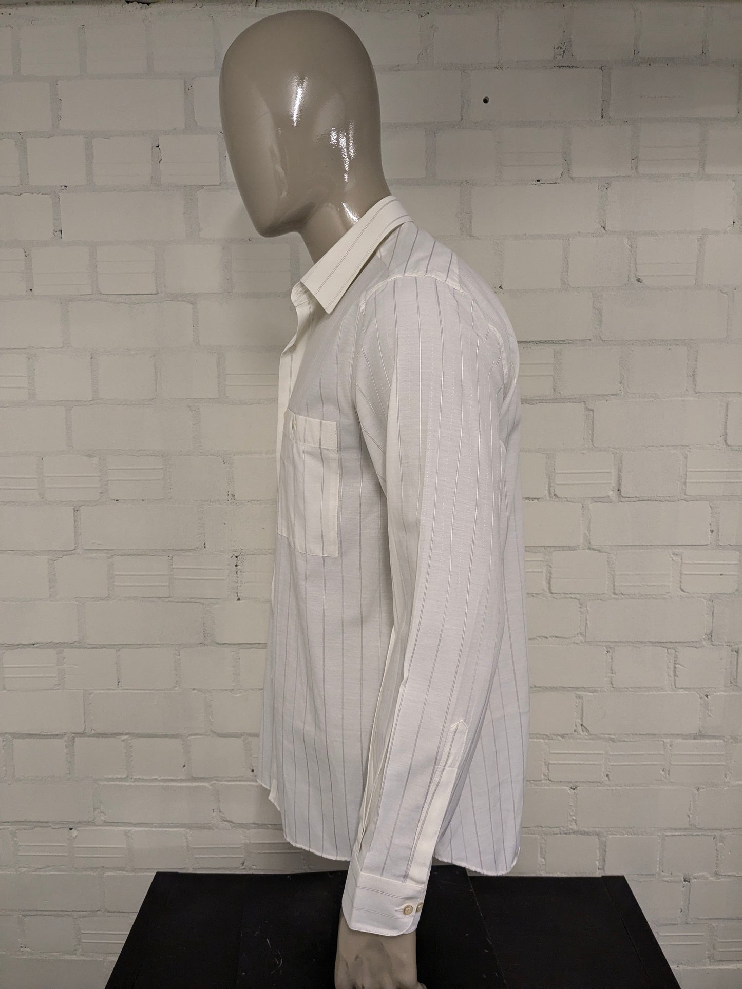 Vintage 70's Arma shirt. Beige lilac striped. Size L.