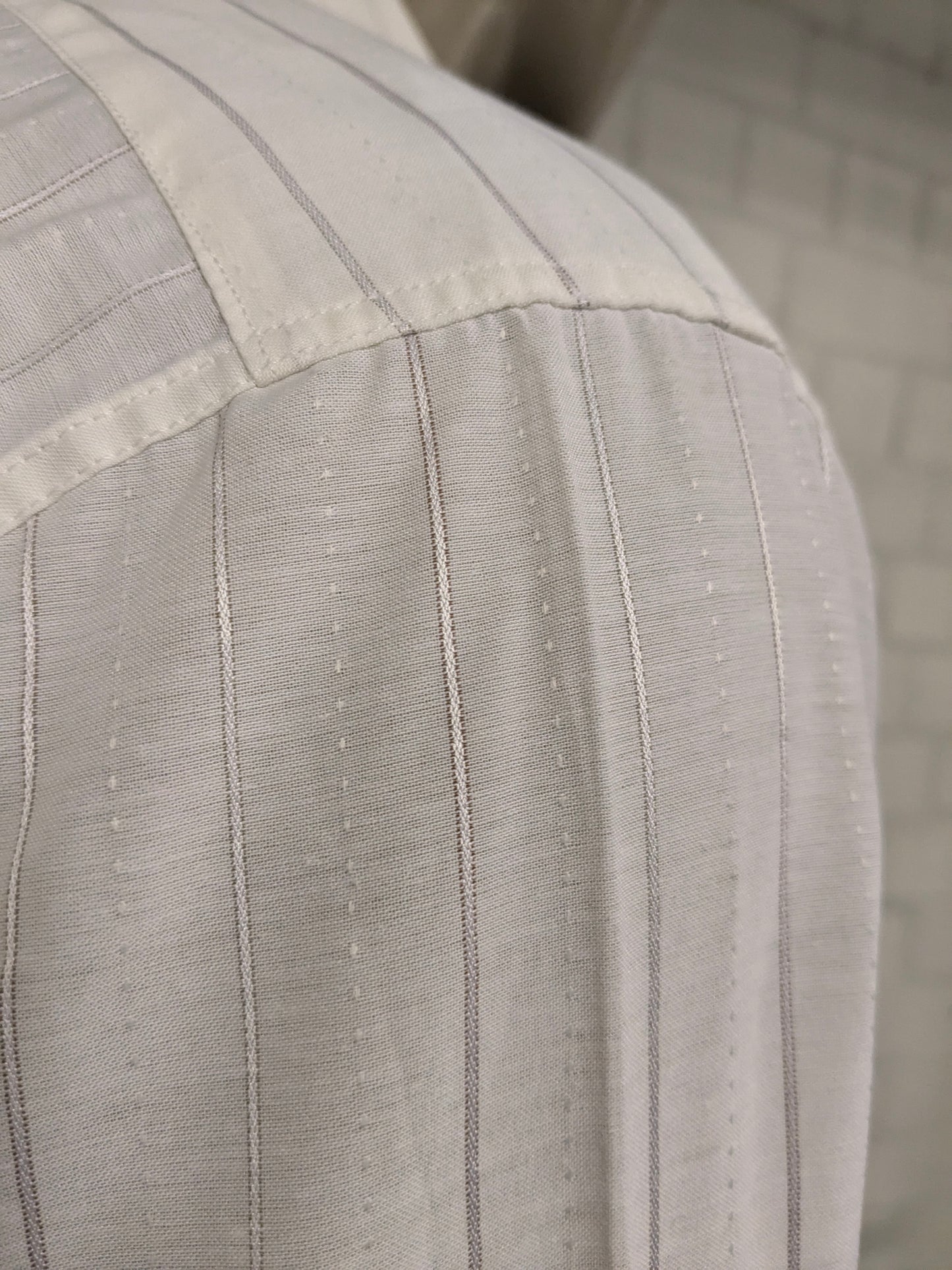 Vintage 70's Arma shirt. Beige lilac striped. Size L.