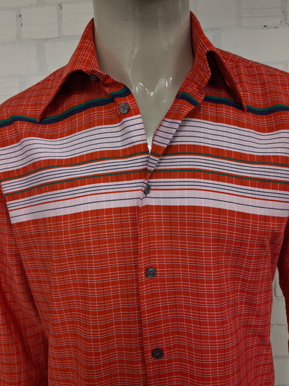 Camicia Globetrotter vintage degli anni '70 con colletto punti. Strisce bianche verde blu arancione. Taglia L.