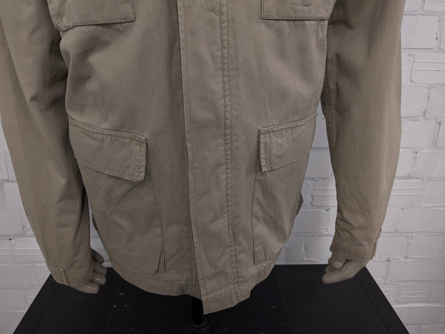 H&M L.O.G.G. Veste mince avec double fermeture. Brun clair / kaki coloré. Taille L.