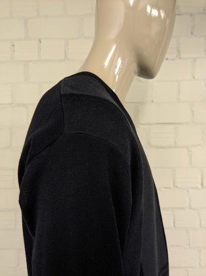 Vintage Baileys trui met V-Hals. Donker Blauw Grijs Bruin gekleurd. Maat XL.