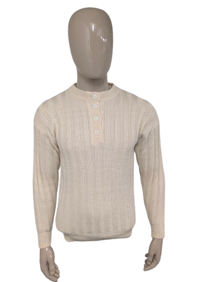 Vintage trui met knopen. Beige gekleurd. Maat M.