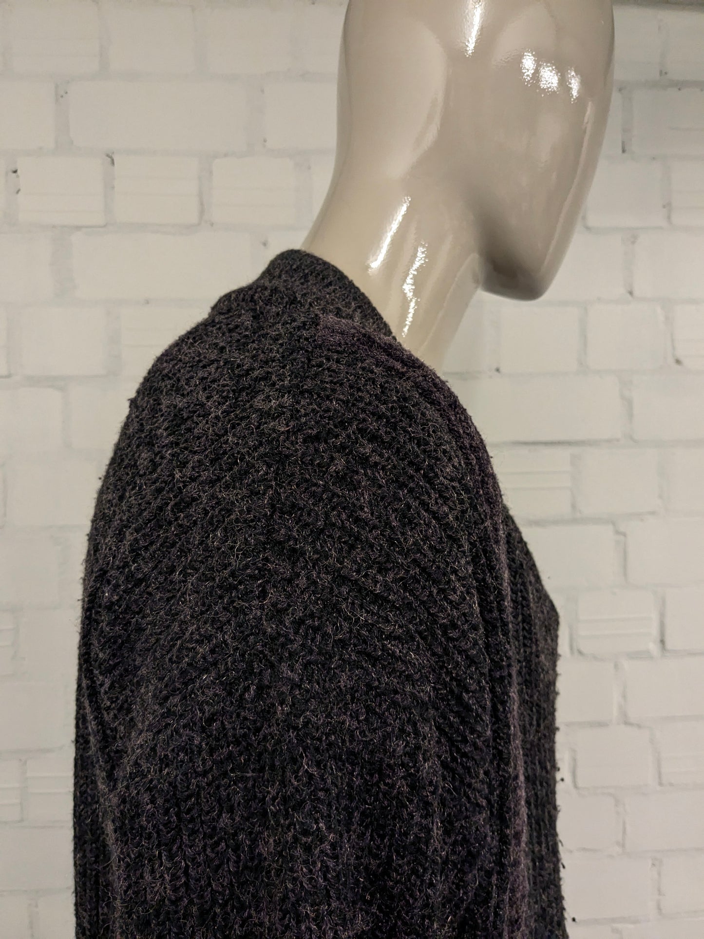 Vintage Creation V.G. Warmer Pullover mit V-Ausschnitt. Lila grünes Gold gefärbt. Größe 2xl / xxl.