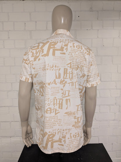 Vintage Berto Lucci shirt short sleeve. Beige Light Brown print. Size L.