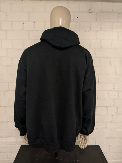Sudadera con capucha del Trofeo Vince Lombardi. Negro con estampado. Talla 2XL / XXL.