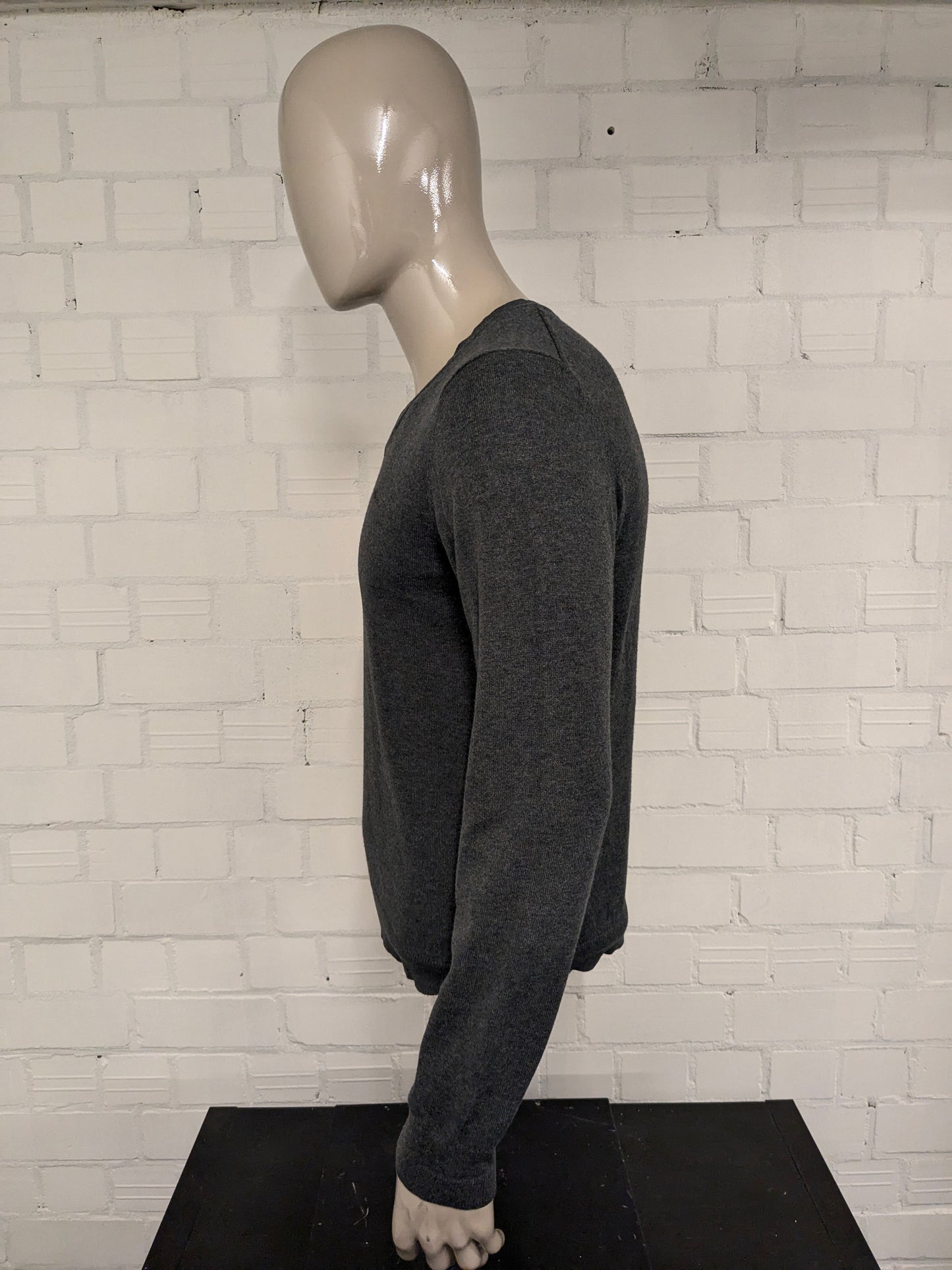 McGregor Wollen Casual trui. Donker Grijs gemêleerd. Maat M. 30% Wol.