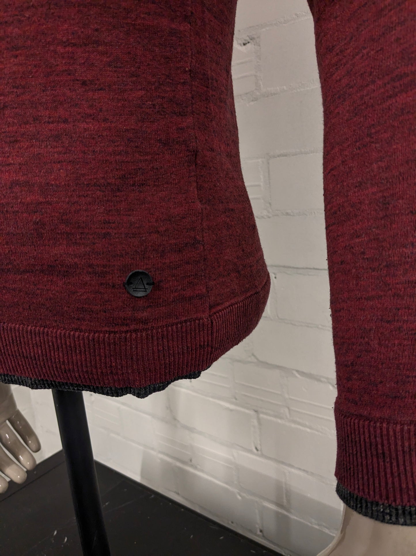 Maglione sottile di Eleven Paris. Rosso Grigio misto. Taglia S.
