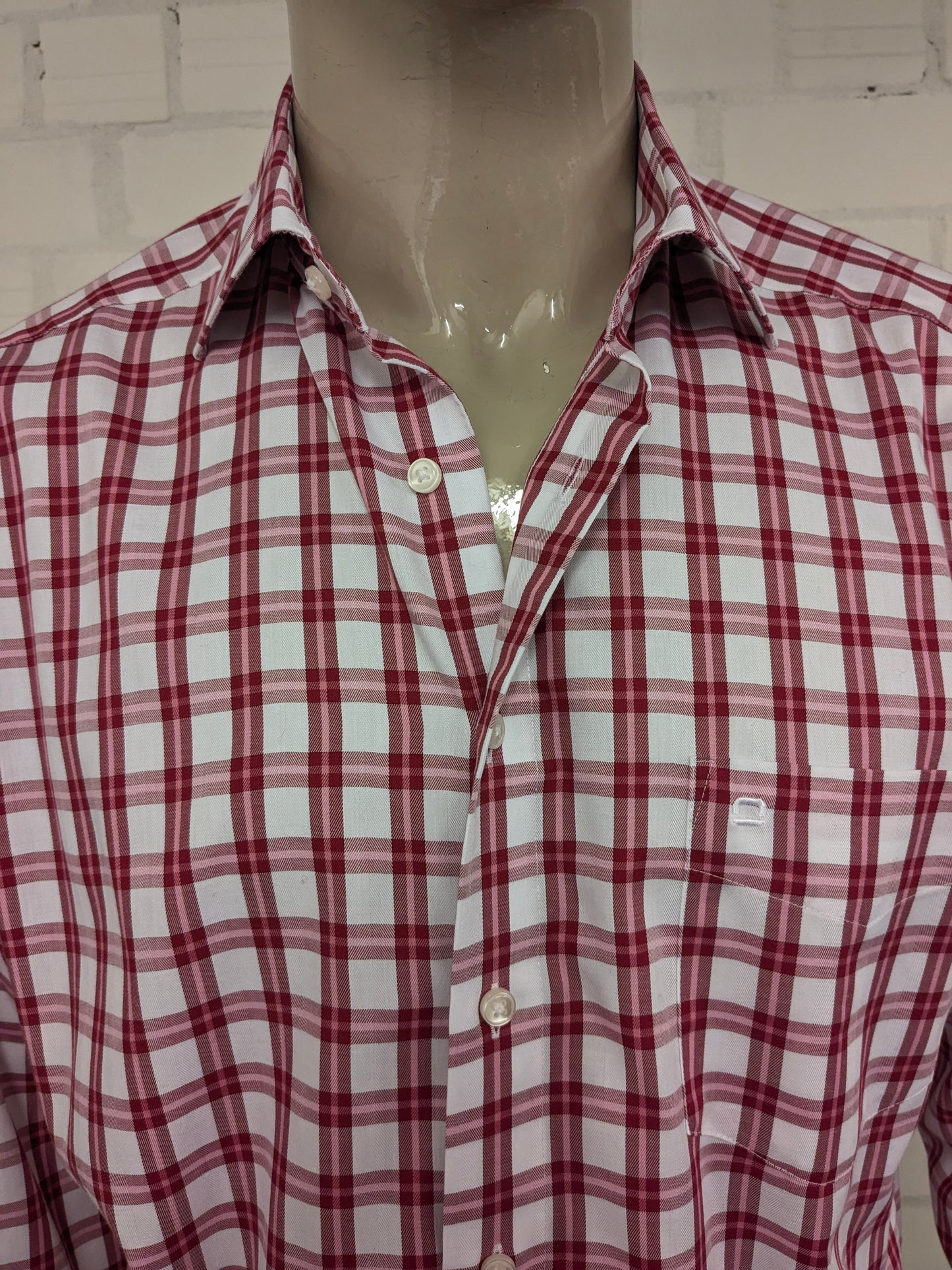 Olymp Luxor shirt. Red Pink White checked. Size 43 / XL. slim line.