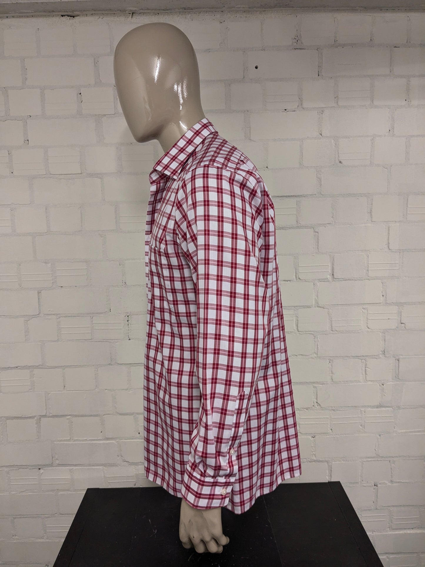 Olymp Luxor shirt. Red Pink White checked. Size 43 / XL. slim line.