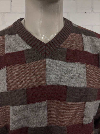 Suéter vintage de Lana Peruana de Alpaca con Cuello en V. Color rojo marrón gris. Talla XL. 30% Lana y 20% Alpaca.