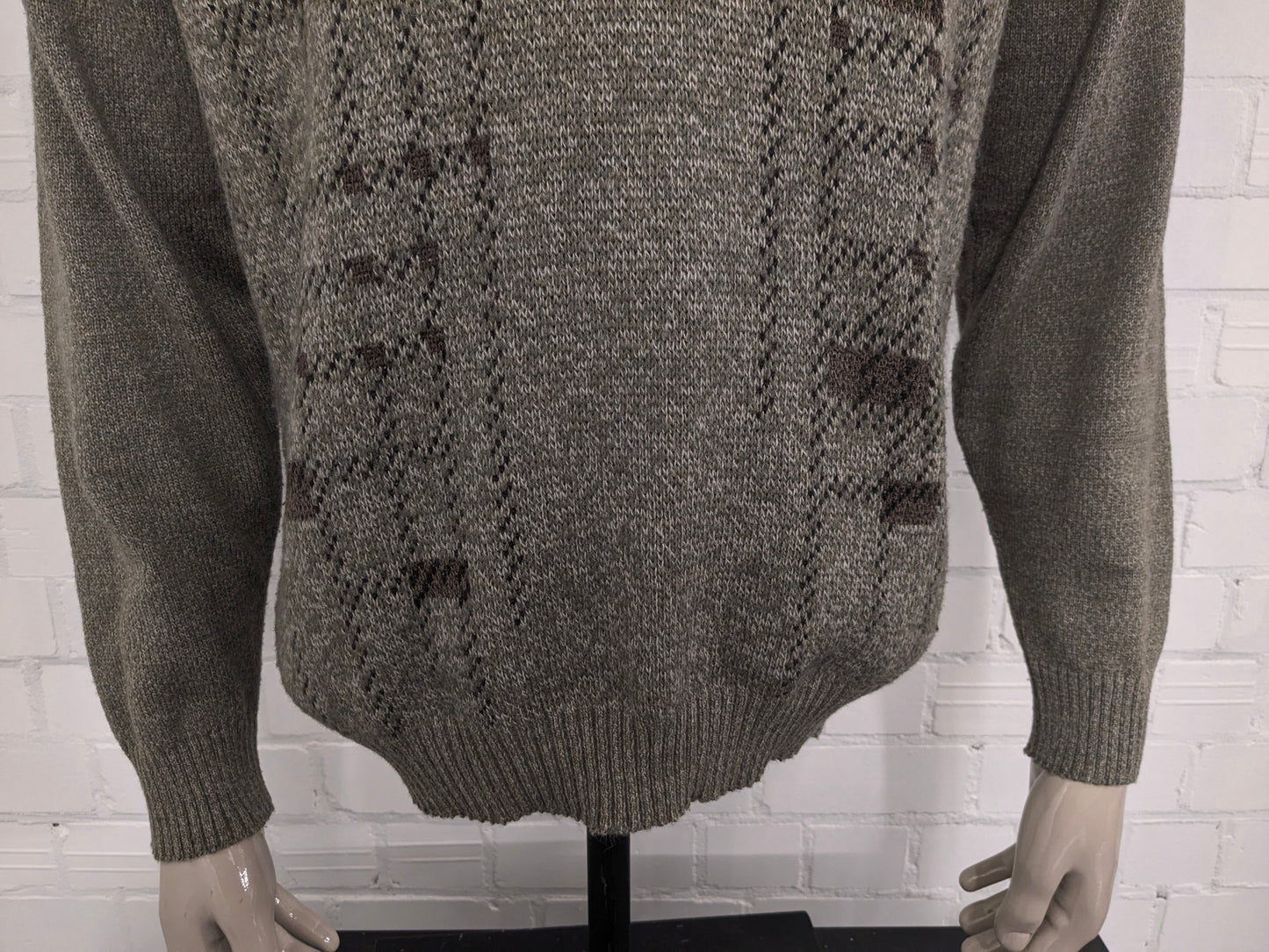 Maglione vintage Marc René in lana con scollo a V. Colore Verde Marrone Beige. Taglia M. 40% Lana.