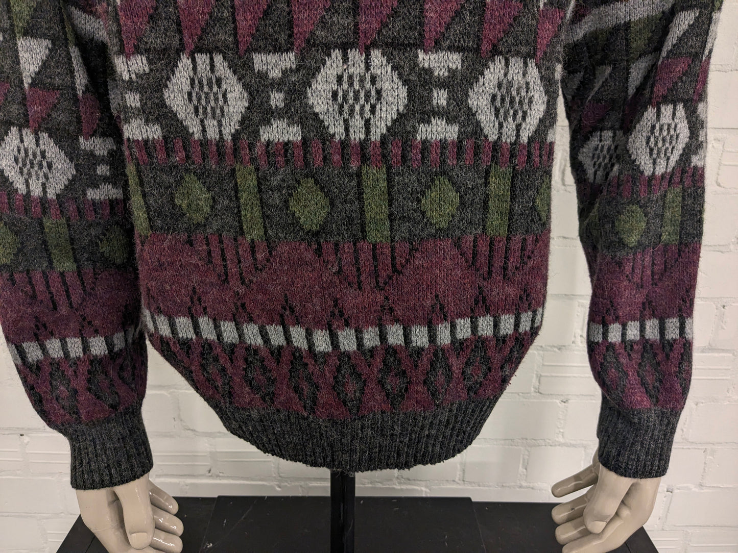 Vintage Wool polo sweater. Green Gray Red colored. Size 2XL / XXL.