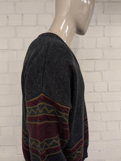Vintage Mario Marri Alpaca Wollen trui met V-Hals. Grijs Rood Bruin gekleurd. Maat 2XL / XXL. 25% Wol en 15% Alpaca wol.