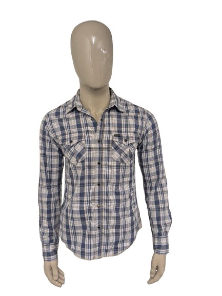 Hilfiger Denim shirt with press studs. Blue and white checked. Size S.
