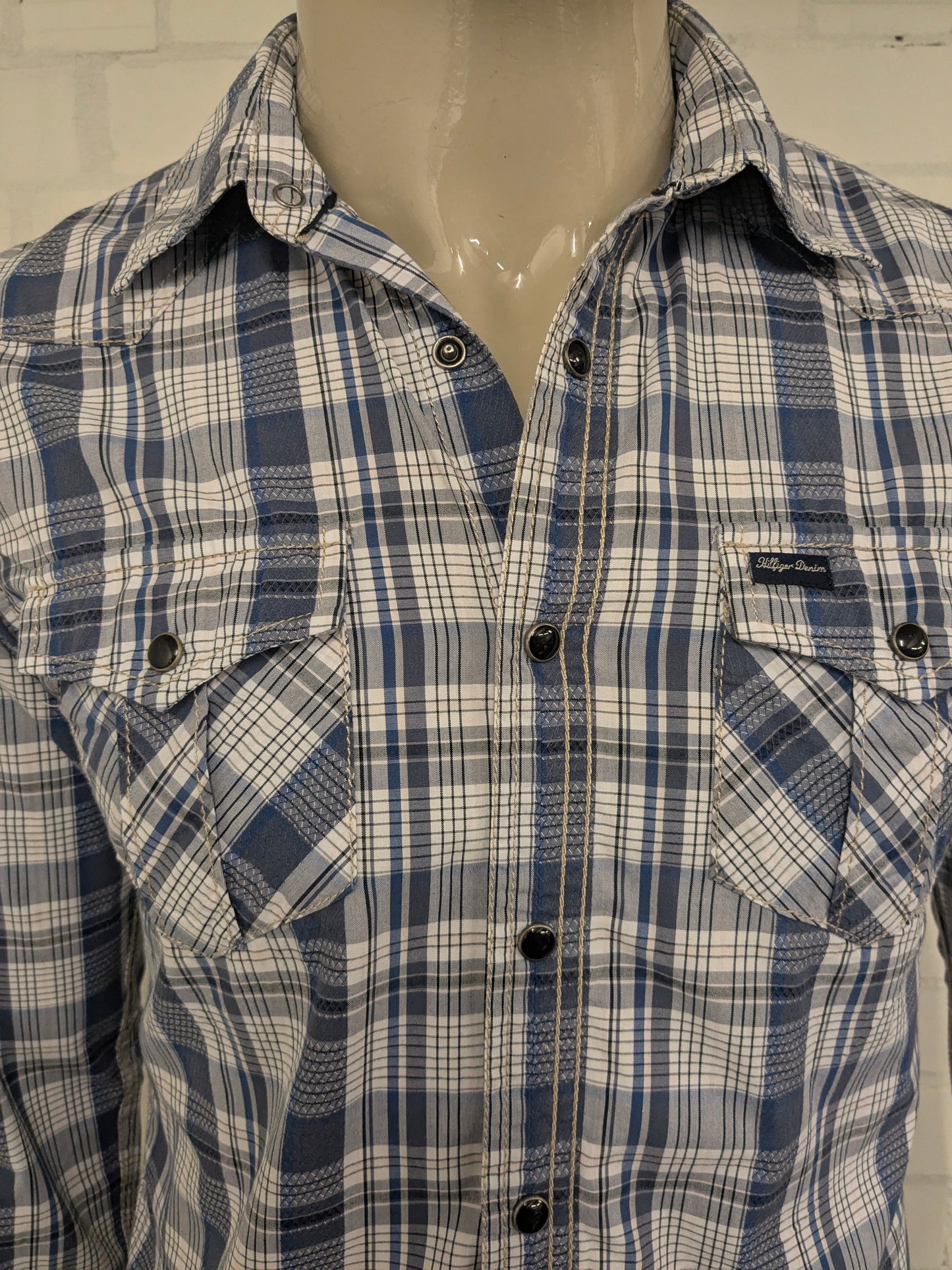 Hilfiger Denim shirt with press studs. Blue and white checked. Size S.