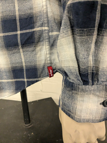 Levi's shirt. Blue Beige White checked. Size L.