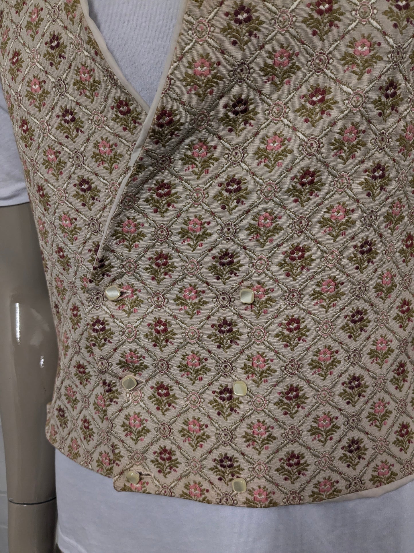 Vintage Double Breasted gilet. Groen Roze Rode bloemen motief met vierkante knoopjes.  Maat M.