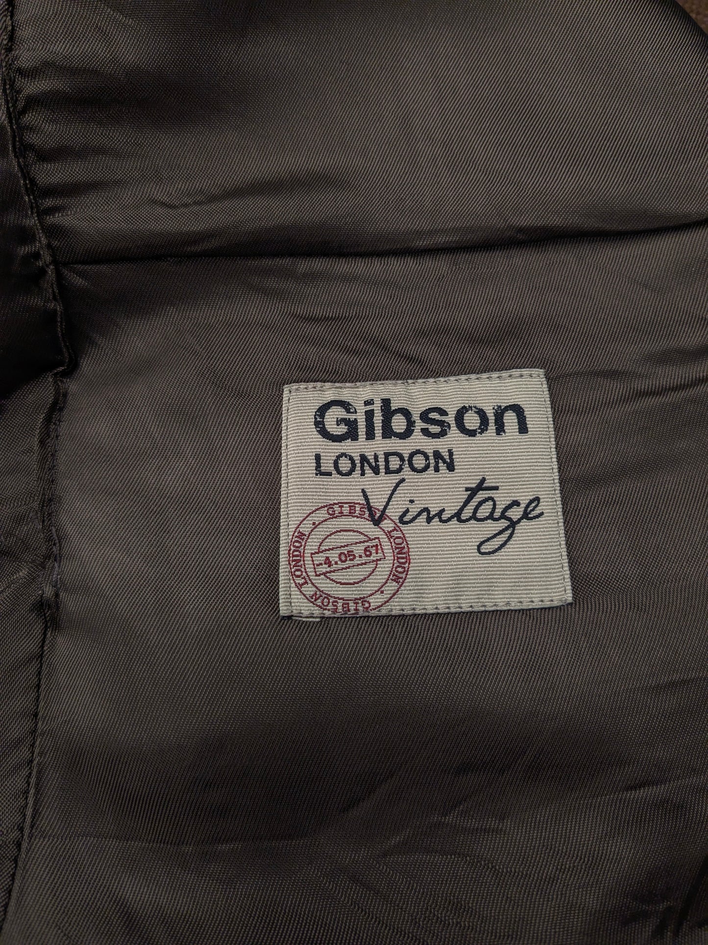 Gibson London gilet. Bruin motief. Maat M.