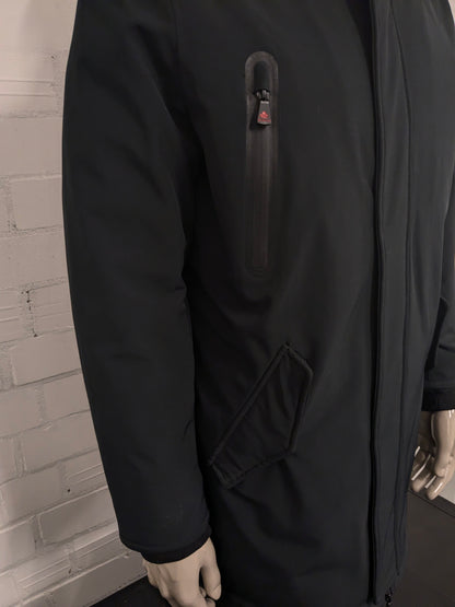 Cappotto invernale foderato Museum con cappuccio e doppia chiusura. Colore Nero Rosso. Taglia L.